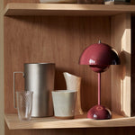 Stolní lampa Flowerpot VP9