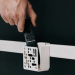 Úložný prvek k TV stojanu Remote Box Mount
