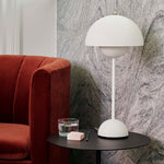 Stolní lampa Flowerpot VP3