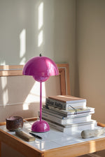 Stolní lampa Flowerpot VP3